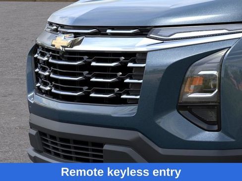 New 2026 Chevrolet Equinox LT w/ Convenience Package II FWD image 14