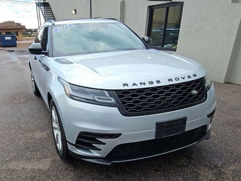 Used 2019 Land Rover Range Rover Velar R-Dynamic HSE image 2