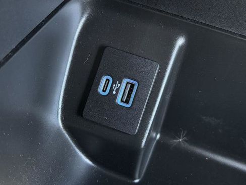 Certified 2022 Ford F150 XLT w/ Equipment Group 302A High image 22