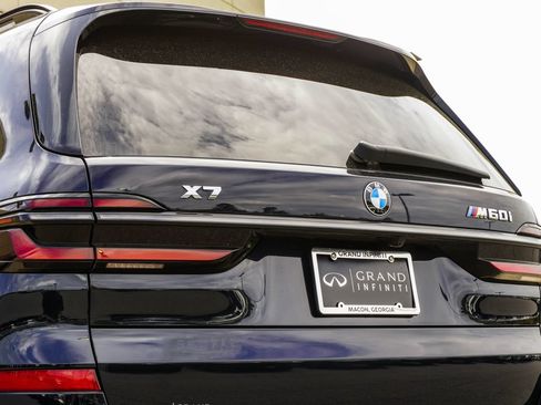 Used 2024 BMW X7 M60i w/ Executive Package AWD/4WD image 12
