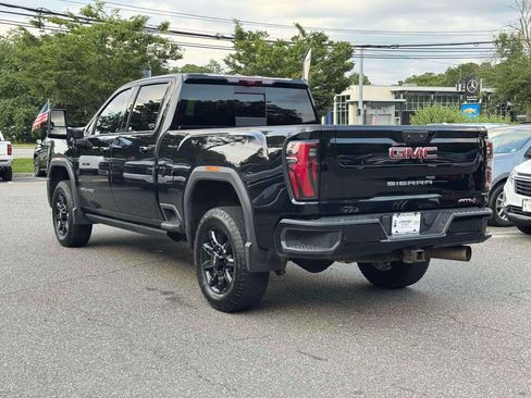 Used 2024 GMC Sierra 2500 AT4 w/ AT4 Premium Plus Package AWD/4WD image 5
