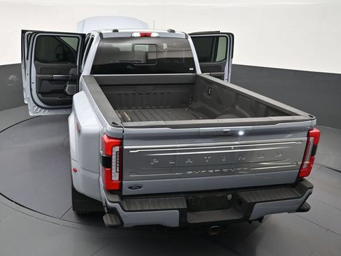 Used 2024 Ford F350 Platinum AWD/4WD image 32