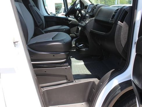 Used 2025 RAM ProMaster 2500 w/ Convenience Group FWD image 26