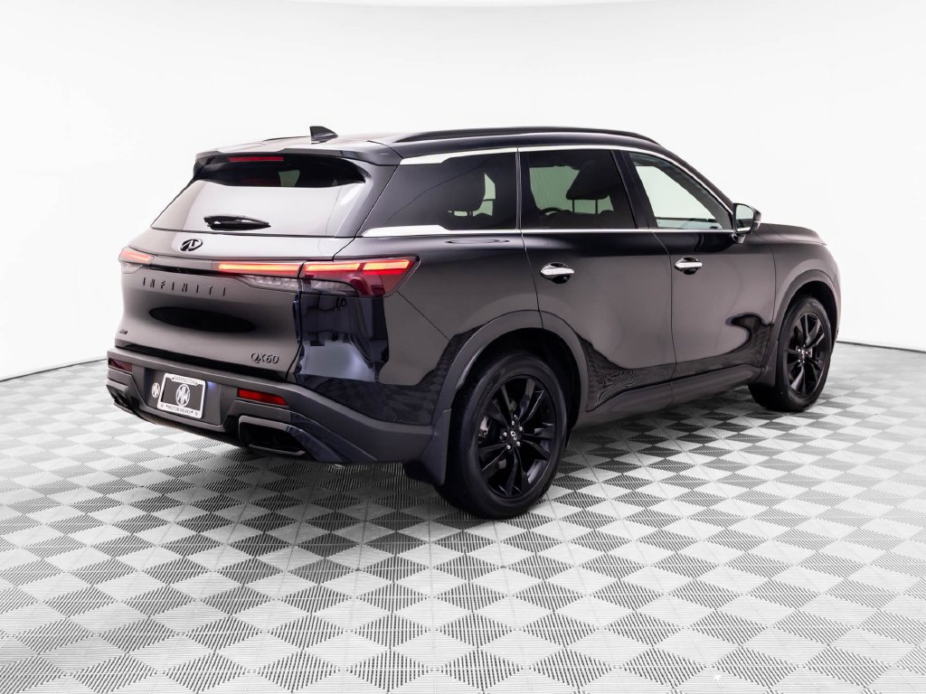 Certified 2025 INFINITI QX60 Luxe w/ Black Edition AWD/4WD image 6