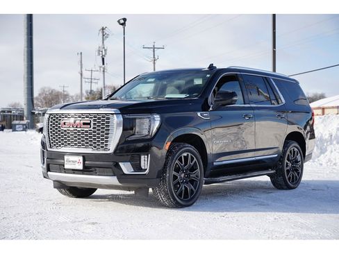 Used 2023 GMC Yukon Denali w/ Max Trailering Package image 7