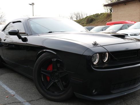 Used 2016 Dodge Challenger R/T w/ Blacktop Package image 3