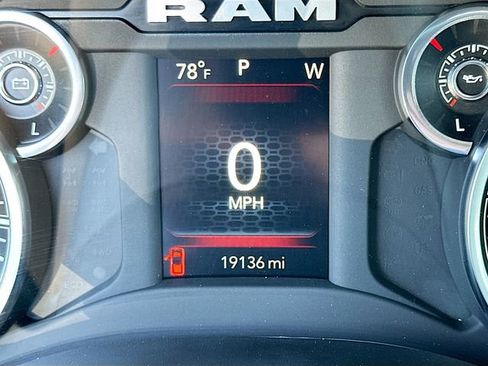 Used 2025 RAM 1500 Big Horn AWD/4WD image 12