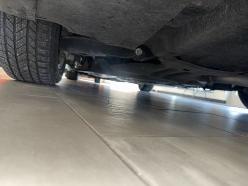 Used 2018 Chrysler Pacifica Touring Plus w/ Tire & Wheel Group image 29