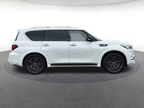 Used 2021 INFINITI QX80 Premium Select w/ All-Season Package AWD/4WD image 7