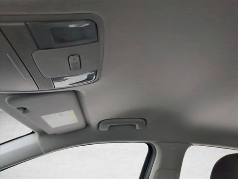 Used 2022 Kia Forte LXS image 12