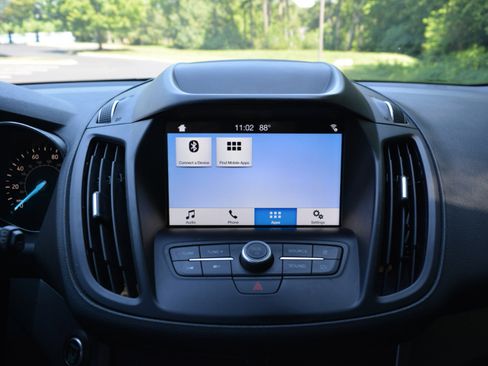 Used 2019 Ford Escape SEL image 22