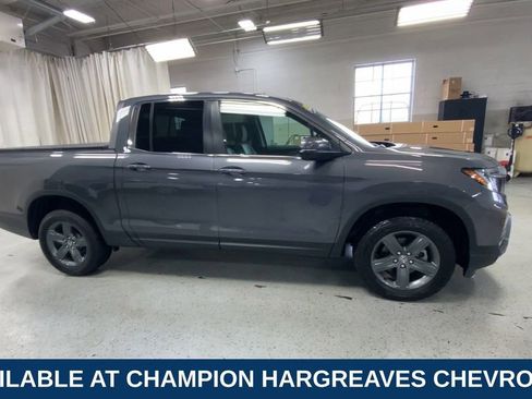 Used 2023 Honda Ridgeline RTL image 2