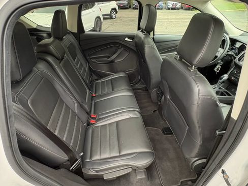 Used 2018 Ford Escape SEL w/ Ford Safe & Smart Package AWD/4WD image 34