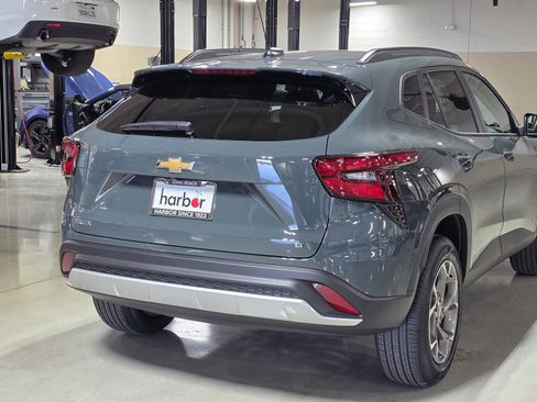 New 2026 Chevrolet Trax LT image 11