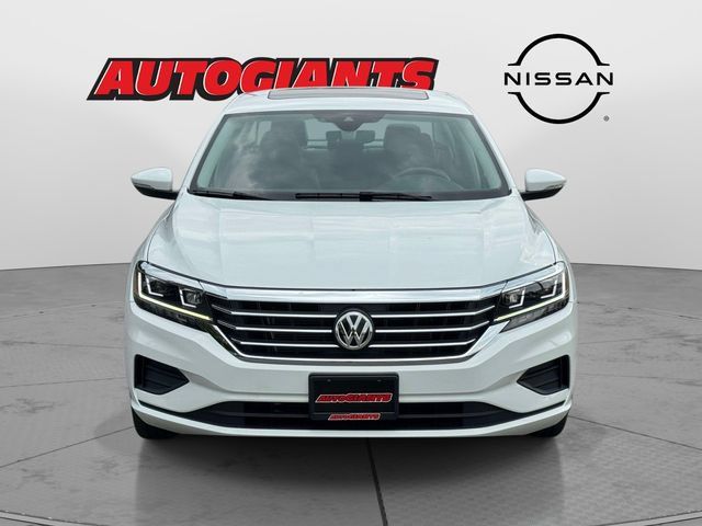 Used 2022 Volkswagen Passat 2.0T SE FWD image 7
