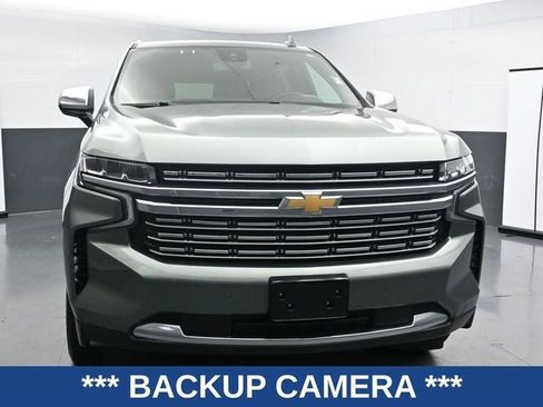 Used 2023 Chevrolet Suburban Premier AWD/4WD image 4