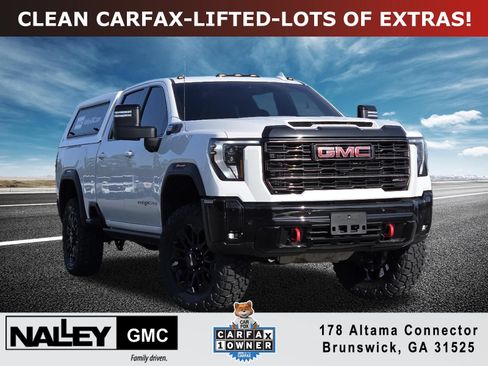 Used 2025 GMC Sierra 2500 AT4X AWD/4WD image 1