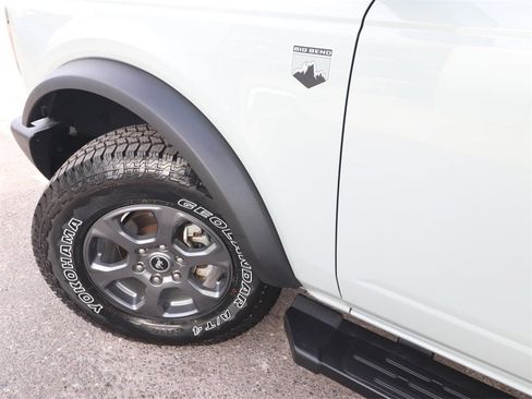 Used 2021 Ford Bronco Big Bend image 3