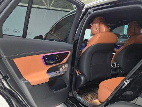 Used 2024 Mercedes-Benz GLC 300 4MATIC image 15