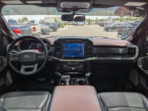 Used 2021 Ford F150 Lariat w/ Equipment Group 502A High AWD/4WD image 31