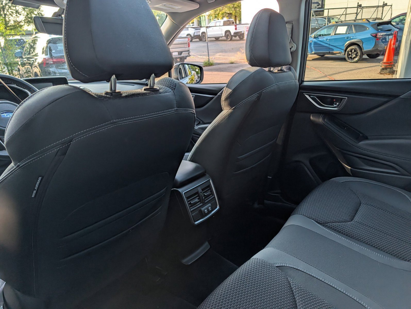 Used 2024 Subaru Forester Premium AWD/4WD image 23