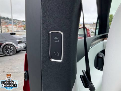 Used 2022 Tesla Model X AWD/4WD image 51