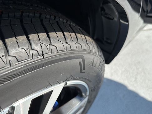 Certified 2023 BMW X7 xDrive40i w/ M Sport Package image 36