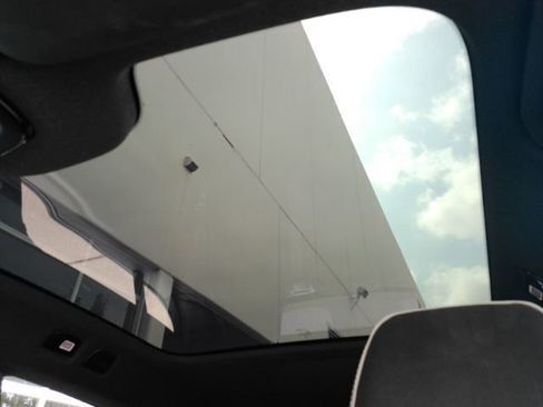 Used 2022 Volvo C40 P8 Recharge Ultimate image 49