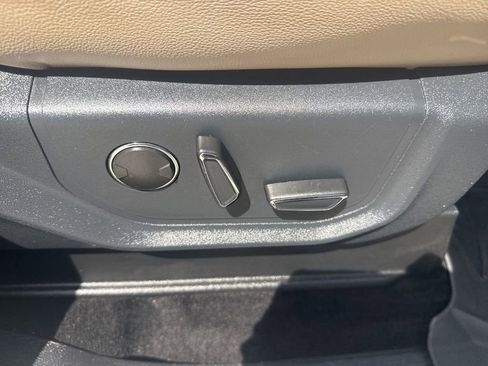 Used 2022 Ford Expedition Max Limited RWD image 36
