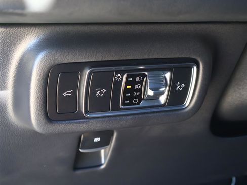 Used 2024 Lincoln Nautilus Reserve w/ Equipment Group 202A image 25