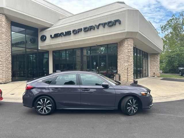 Used 2024 Honda Civic EX-L image 8