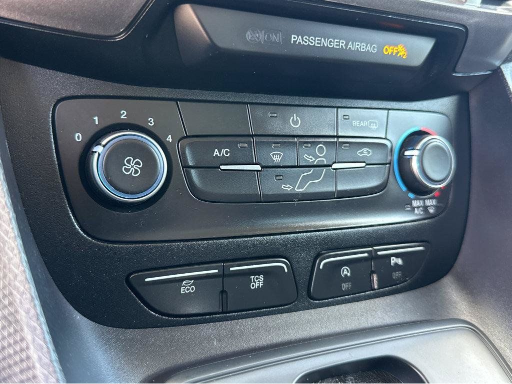 Used 2022 Ford Transit Connect XLT FWD image 25