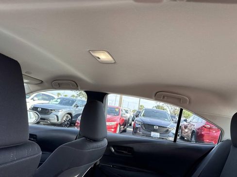 Used 2025 Toyota Corolla LE FWD image 17
