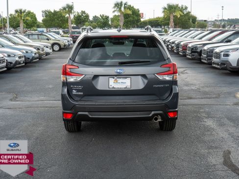 Used 2023 Subaru Forester Limited w/ Popular Package #2 AWD/4WD image 4