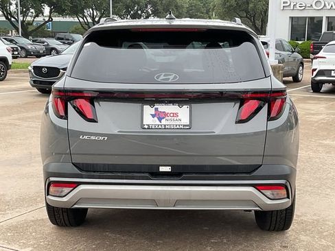 Used 2025 Hyundai Tucson SEL FWD image 6