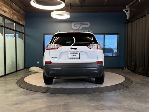 Used 2023 Jeep Cherokee Altitude Lux image 4