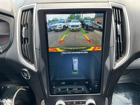 Used 2022 Ford Edge Titanium AWD/4WD image 36