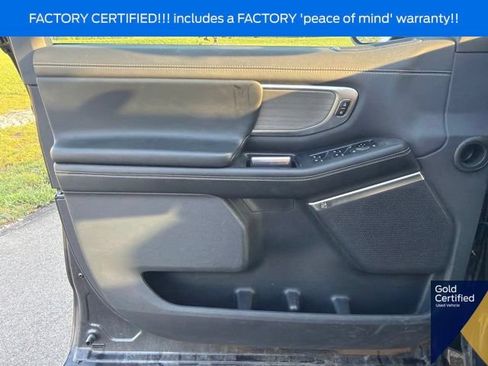 Used 2025 Ford Expedition Max Platinum w/ Driver's Package AWD/4WD image 37
