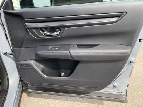 Used 2025 Honda CR-V Sport-L image 39