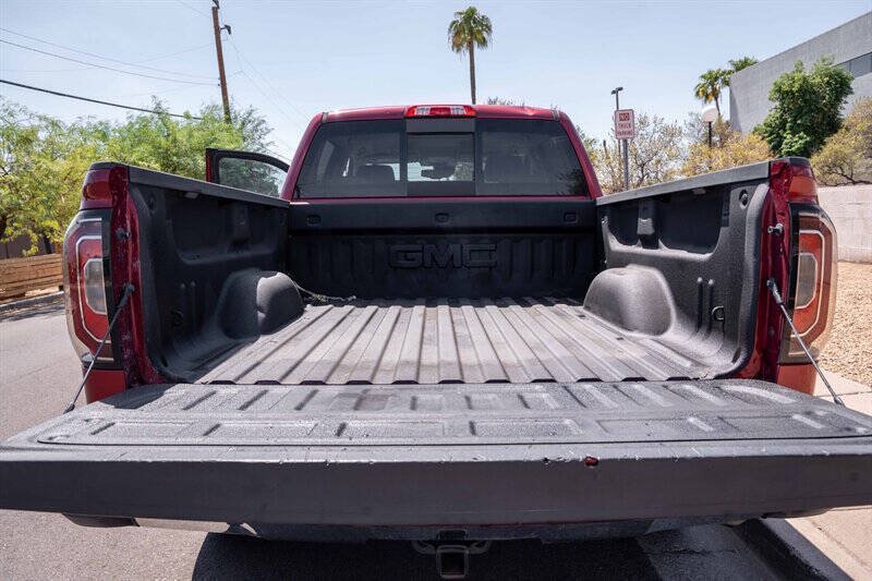 Used 2018 GMC Sierra 1500 SLT AWD/4WD image 18