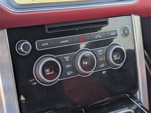 Used 2017 Land Rover Range Rover SV Autobiography Dynamic image 30