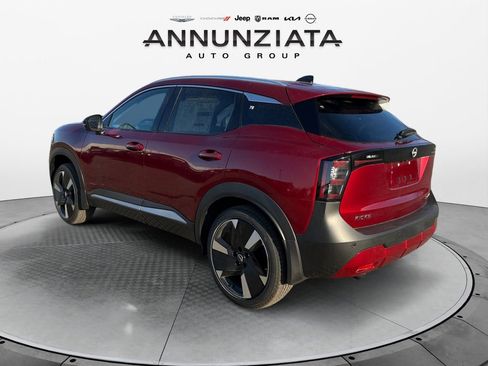 New 2026 Nissan Kicks SR w/ SR Premium Package AWD/4WD image 3