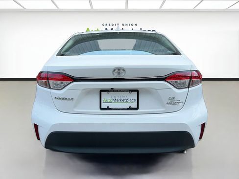 Used 2024 Toyota Corolla LE FWD image 6