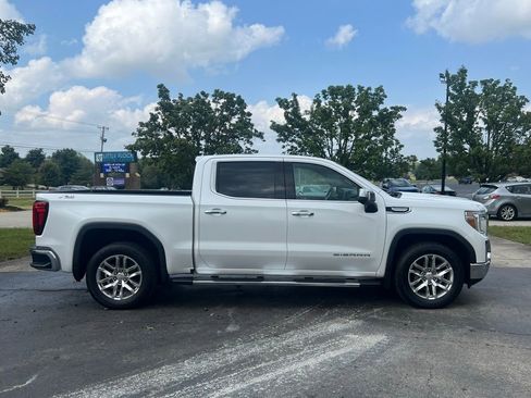 Used 2022 GMC Sierra 1500 SLT image 2