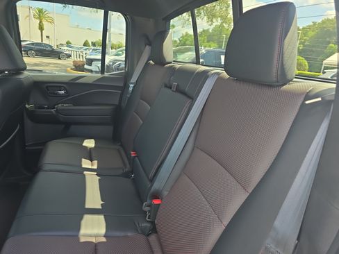 Used 2026 Honda Ridgeline Black Edition image 12