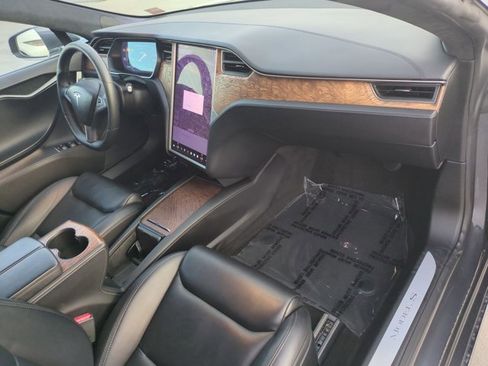 Used 2020 Tesla Model S Long Range image 24
