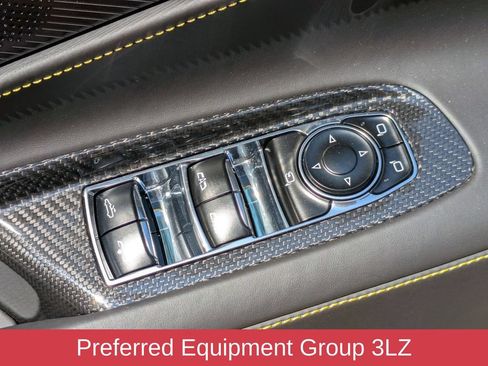 Used 2025 Chevrolet Corvette Z06 w/ Stealth Interior Trim Package RWD image 11
