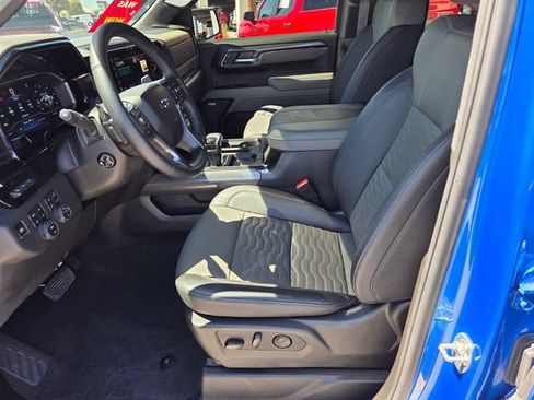 Certified 2025 Chevrolet Silverado 1500 ZR2 w/ Technology Package AWD/4WD image 10