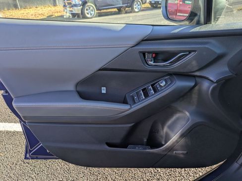 New 2025 Subaru Crosstrek 2.5i Limited image 18