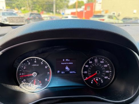 Used 2020 Kia Sportage EX AWD/4WD image 16